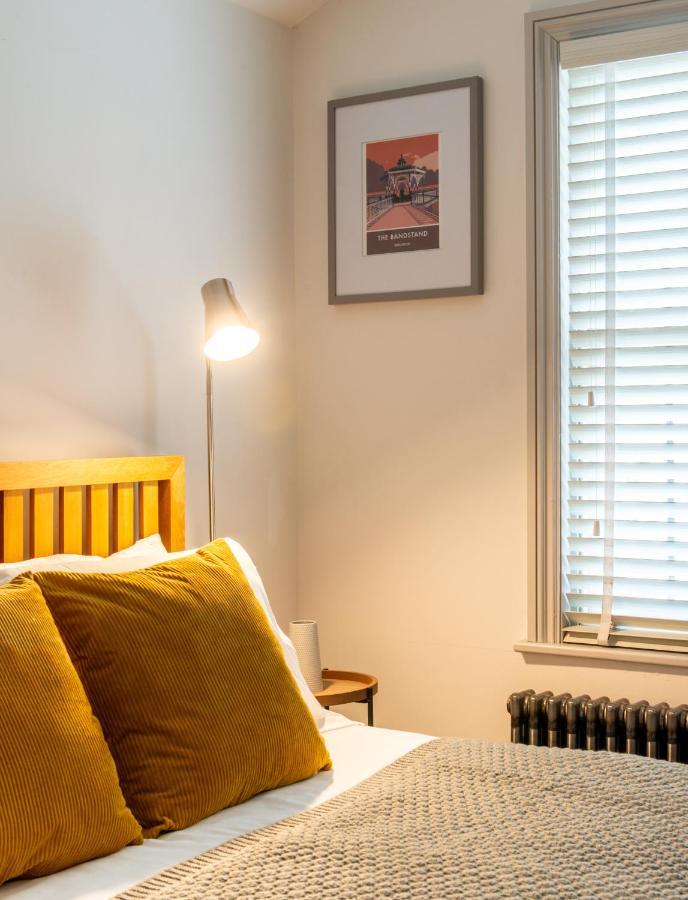 Beautiful, Central, 3 Min Walk From Beach, 2 King Doubles Brighton Exterior foto
