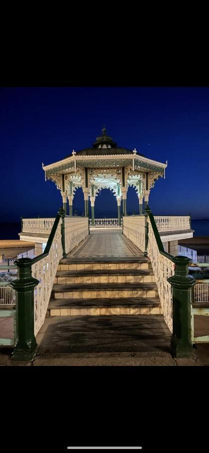 Beautiful, Central, 3 Min Walk From Beach, 2 King Doubles Brighton Exterior foto